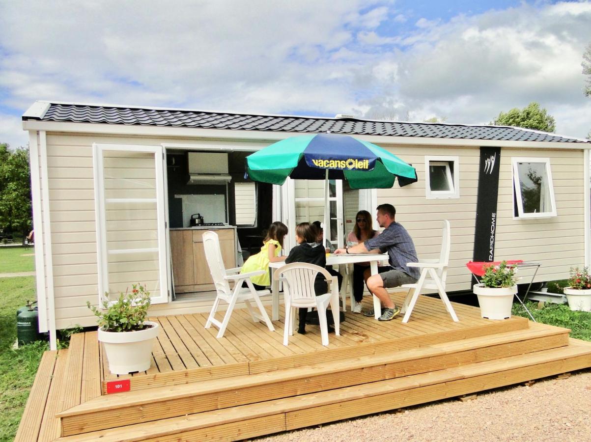 Camping Aux Rives Du Soleil Pont-de-Vaux Kültér fotó