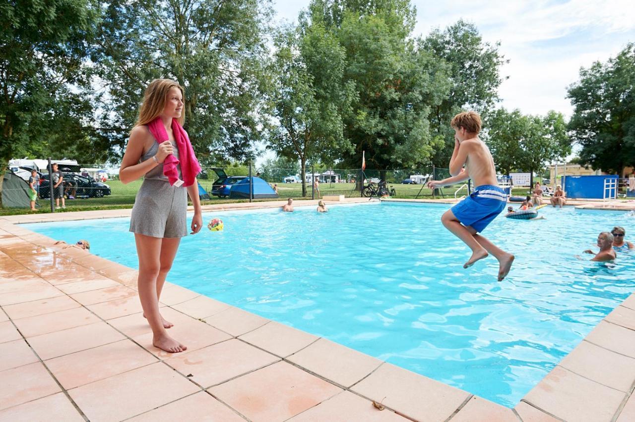 Camping Aux Rives Du Soleil Pont-de-Vaux Kültér fotó