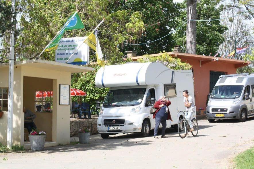 Camping Aux Rives Du Soleil Pont-de-Vaux Kültér fotó